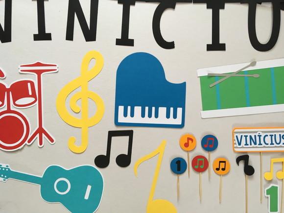 Decoração de Parede e Mesa - Festa Tema Musical
