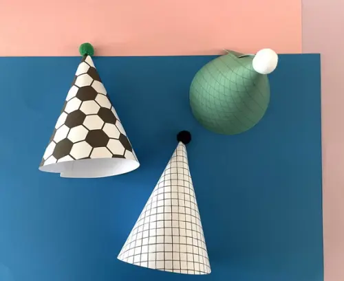 6 Chapéus com Pompom - Papelaria para Festa Futebol
