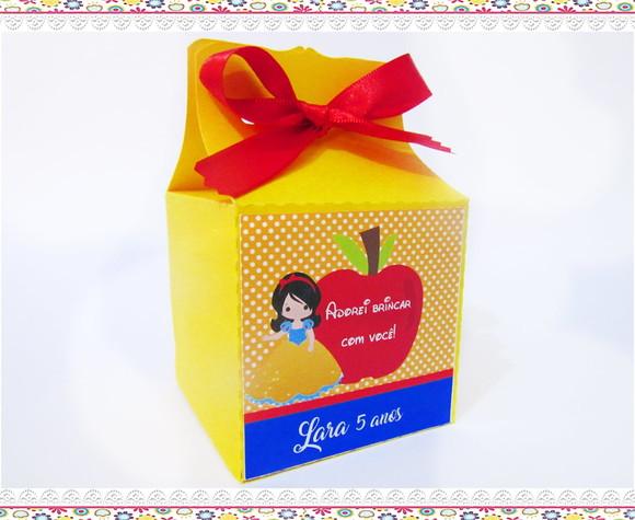 Caixinha Modelo Suspiro Branca de Neve