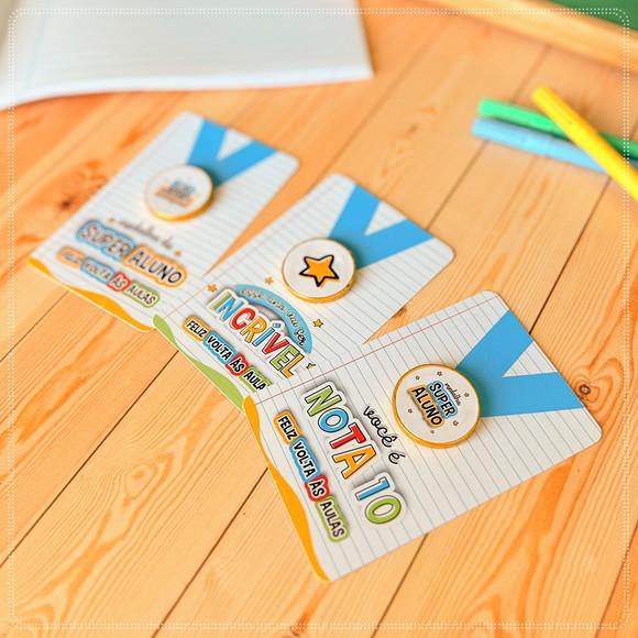 Card com Moeda de Chocolate Volta às Aulas