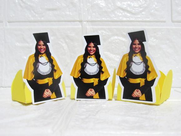 Forminha para Docinhos Carinha de Festa Formatura
