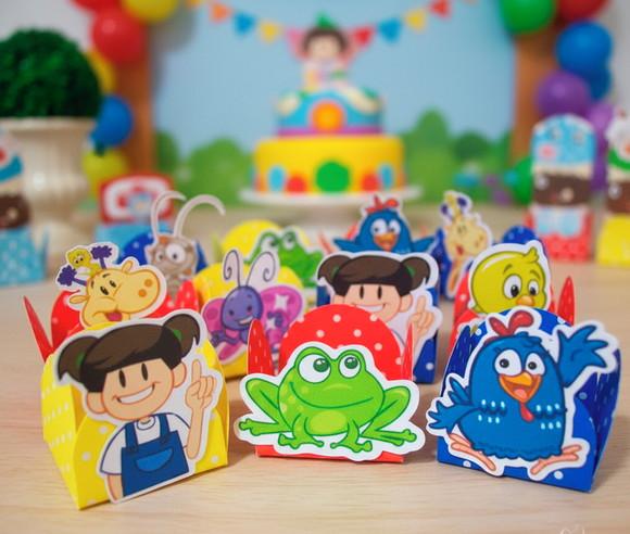Forminha para Docinhos Galinha Pintadinha