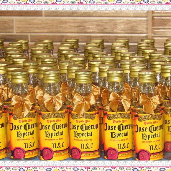 Garrafinha Lembrancinha Chá Bar José Cuervo