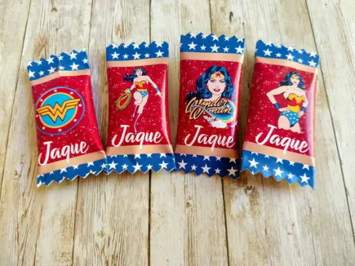 Balinha Personalizada Mulher Maravilha