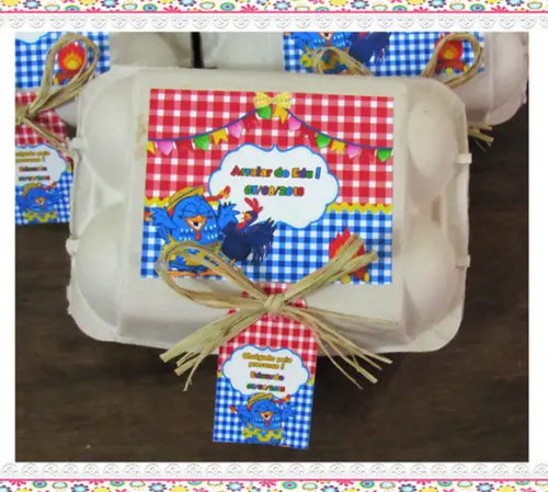 Caixinha de Ovos Galinha Pintadinha Festa Junina