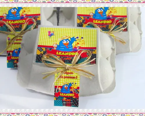 Caixinha de Ovos Galinha Pintadinha Festa Junina