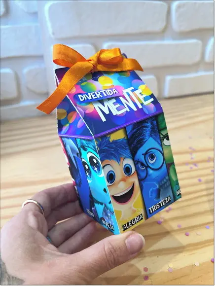 Caixinha Milk Emoções Divertidamente