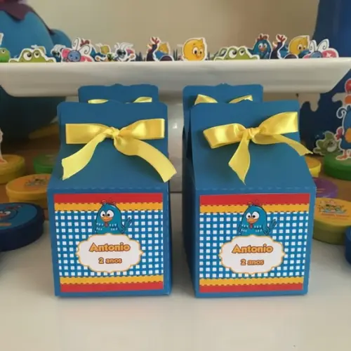 Caixinha Modelo Suspiro Galinha Pintadinha