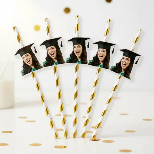 Canudo de Papel Dourado para Formatura