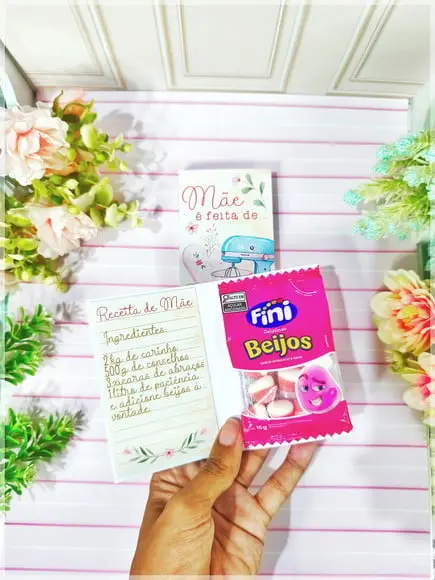 Card com Bala Fini Dia das Mães