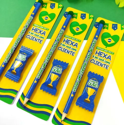 Card com Lápis e Balinha Copa do Mundo