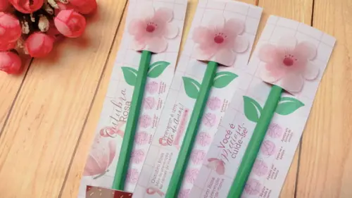 Card com Lápis Outubro Rosa
