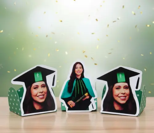 Forminha para Docinhos Carinha de Festa Formatura