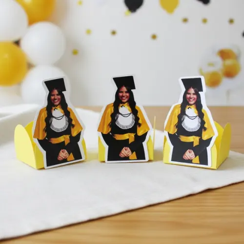 Forminha para Docinhos Carinha de Festa Formatura