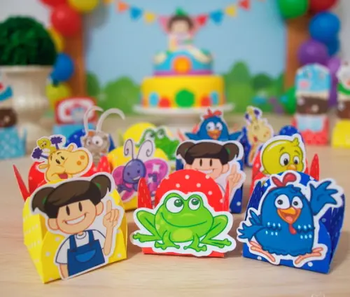 Forminha para Docinhos Galinha Pintadinha