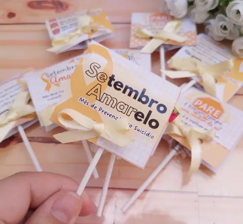 Pirulito com Capinha Personalizada Setembro Amarelo