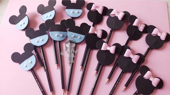 Kit 18 Unidades Mickey e Minnie Ponteiras Lápis Embalagem