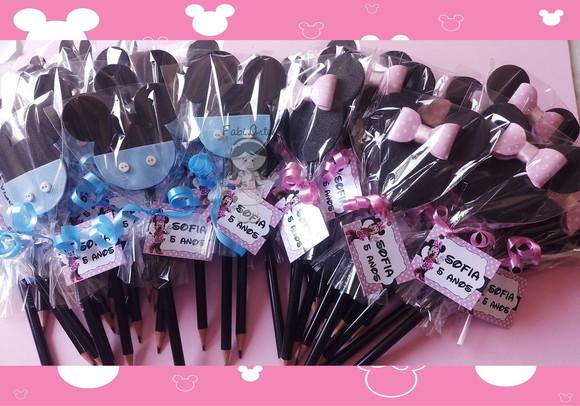 Kit 18 Unidades Mickey e Minnie Ponteiras Lápis Embalagem