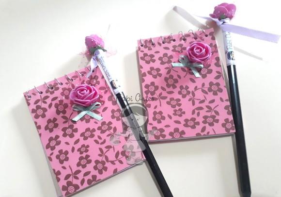Kit 6 Bloquinho e Lápis Várias Estampas Rosa ou Outra Cor