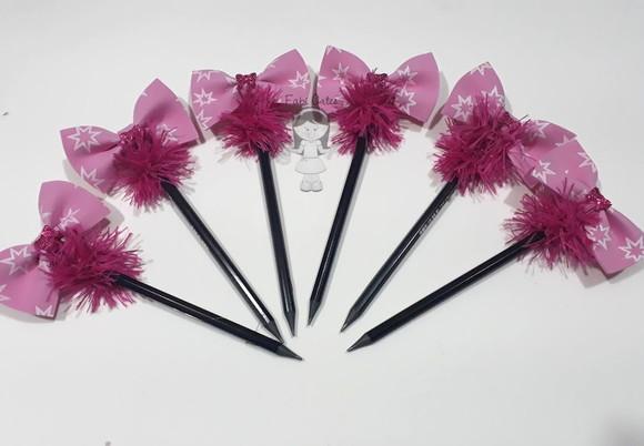 Lápis com Lacinhos e Plumas