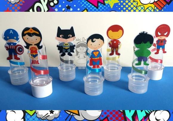 Super Heróis Tubetes Pequenos com Fitilho