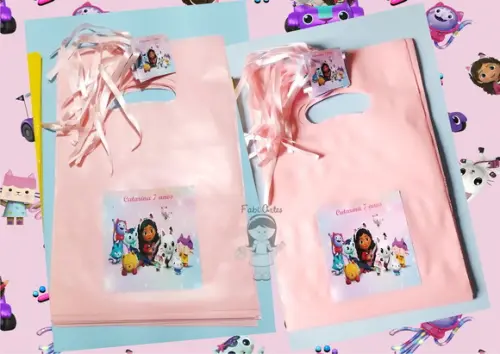 a Casa Mágica da Gabby Sacolinha Personalizada com Tag e Fit