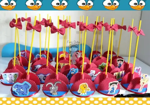 Centro de Mesa Galinha Pintadinha Vermelho Eva Estampado