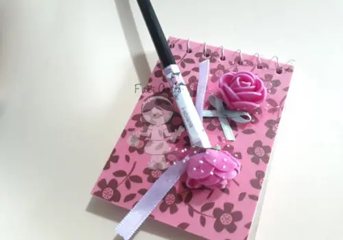 Kit 6 Bloquinho e Lápis Várias Estampas Rosa ou Outra Cor