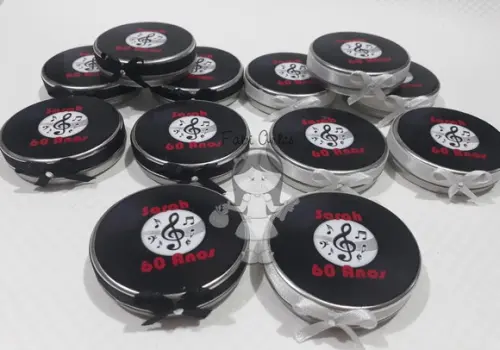 Latinhas Personalizadas Anos 60 Kit 30 Latinhas
