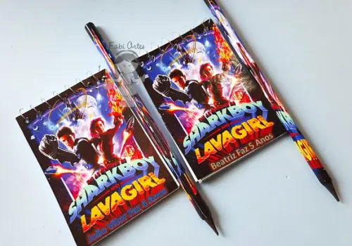 Sharkboy e Lavagirl Kit Bloquinho , Lápis e Tag Personalizad