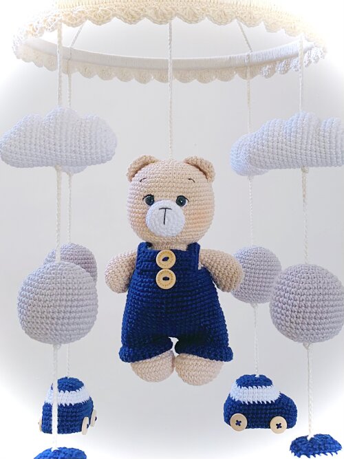 Móbile de berço amigurumi Ursinho