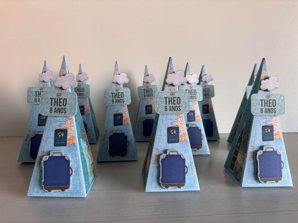 Kit Festa Volta ao Mundo 20 caixas Pirâmide