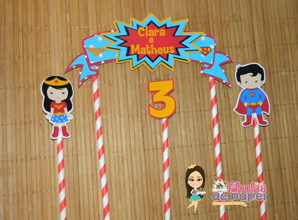 Topo de Bolo Super Man e Mulher Maravilha