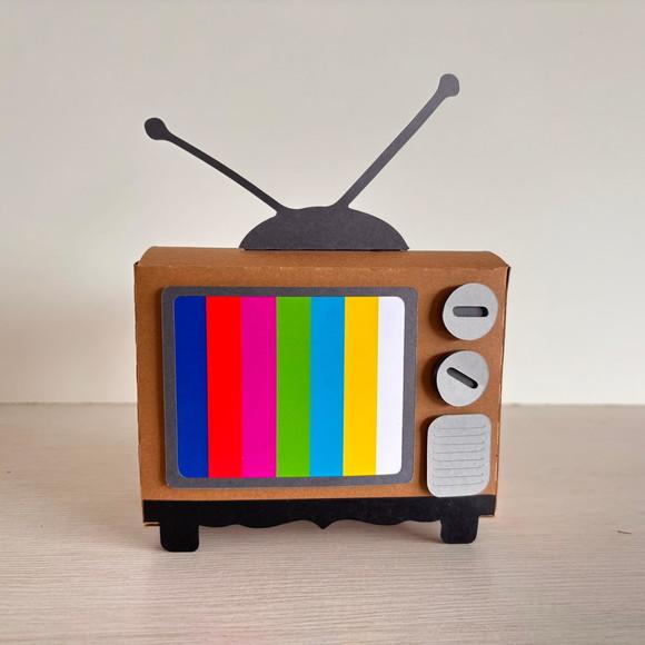 Kit Festa Caixas Televisão Festa Anos 70 e 80