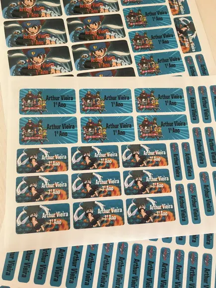 Etiqueta Escolar Beyblade