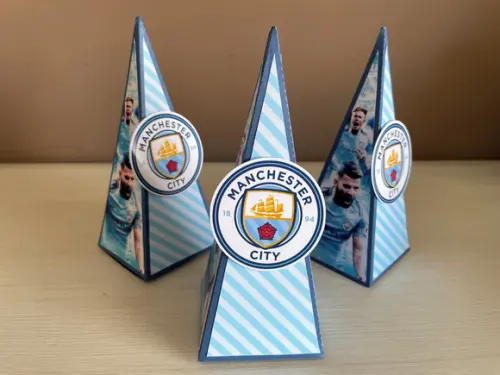 Kit Caixas Pirâmide Festa Manchester City 20 Itens
