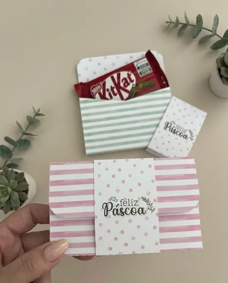 Kit com 10 Caixinhas de Páscoa para Chocolate