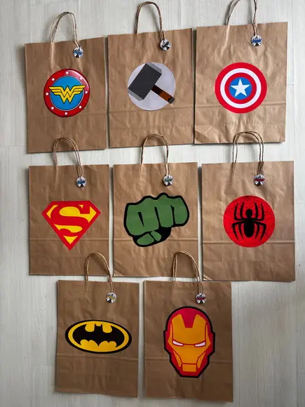 Kit com 20 Sacolas Festa Super Heróis