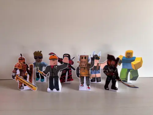 Kit Displays de Mesa Roblox 8 Ítens
