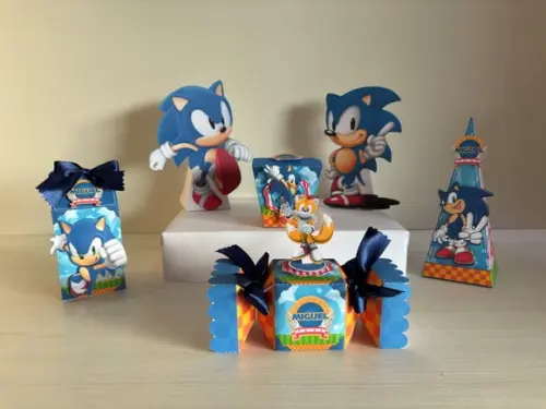 Kit Festa Sonic 20 Lembrancinhas + 2 Displays de Mesa