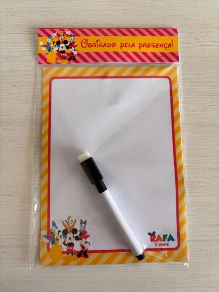 Lembrancinha Lousa Mágica Magnética Turma do Mickey