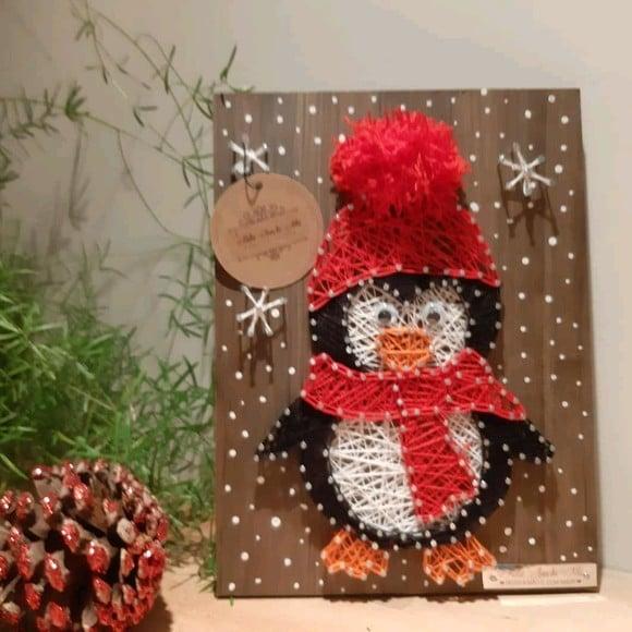 Quadro Natal Pinguim em String Art