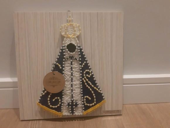 Quadro Nossa Senhora Aparecida em String Art