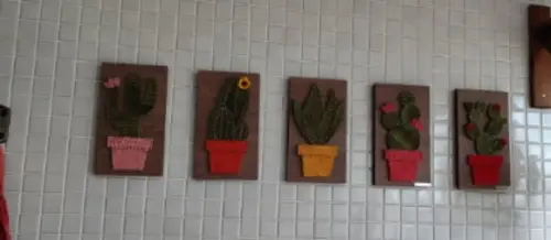 Quadro Quinteto de Cactos em String Art