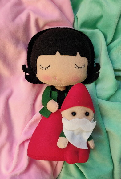 Boneca Amelie Poulain de Feltro