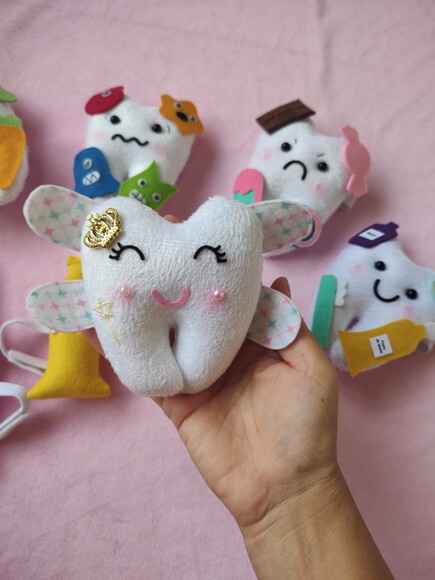 Kit 8 Peças Prendedores Equipo Odontológico Pelúcia e Feltro
