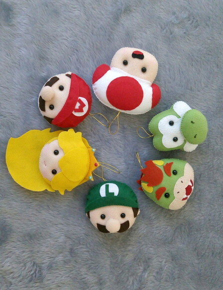 Pingentes natalinos Mario Bros de feltro