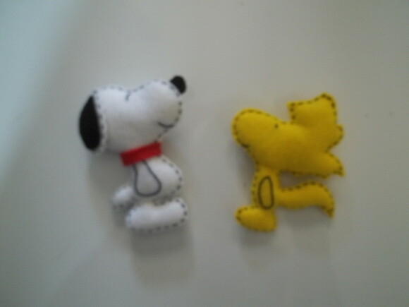 Chaveiros Snoopy ou Woodstock/lembrancinha artesanal