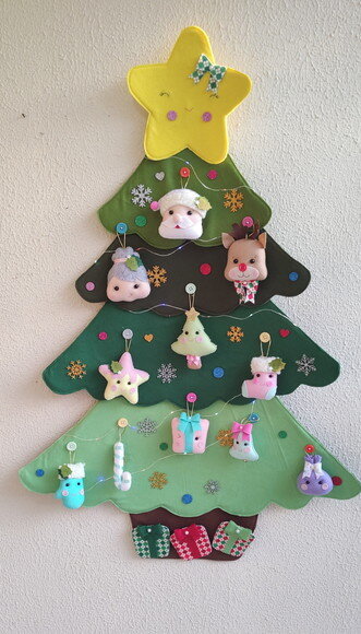 Árvore de Natal Montessoriana de Parede em Feltro