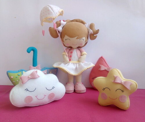 Kit Decoração Festa Chuva de Amor com boneca de Feltro e pelúcia velboa